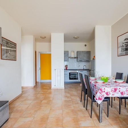 דירות וירג'יו Pretty House מראה חיצוני תמונה